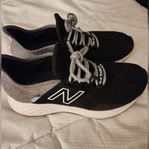 New Balance Fresh Foam Roav